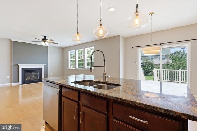 14246 LADDERBACKED DR, Gainesville, VA 20155