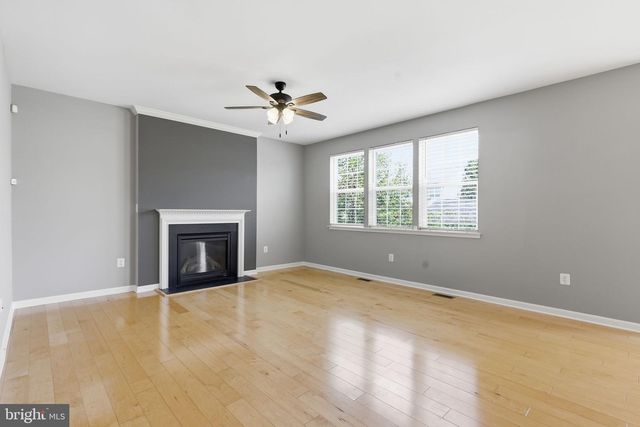 14246 LADDERBACKED DR, Gainesville, VA 20155