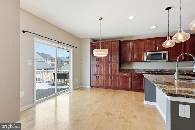 14246 LADDERBACKED DR, Gainesville, VA 20155