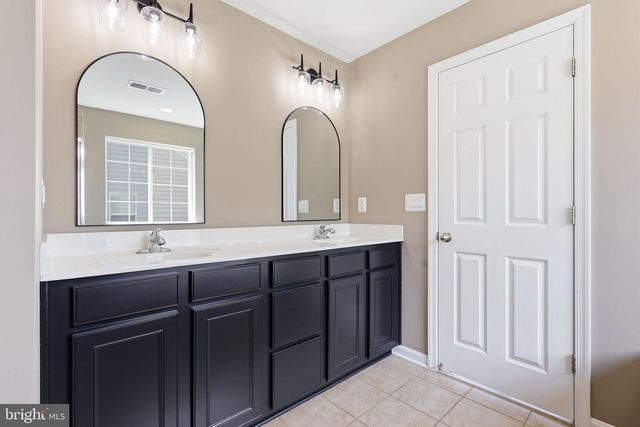 14246 LADDERBACKED DR, Gainesville, VA 20155