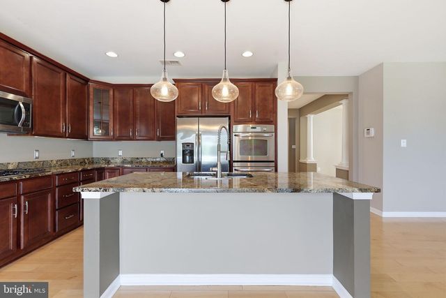 14246 LADDERBACKED DR, Gainesville, VA 20155