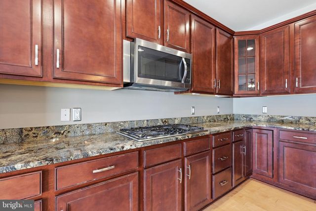 14246 LADDERBACKED DR, Gainesville, VA 20155