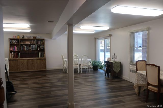 1 Tokay Lane, Monsey, NY 10952