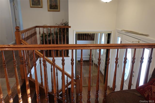 1 Tokay Lane, Monsey, NY 10952