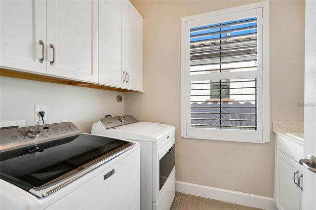 8449 VIA VITTORIA WAY, Orlando, FL 32819