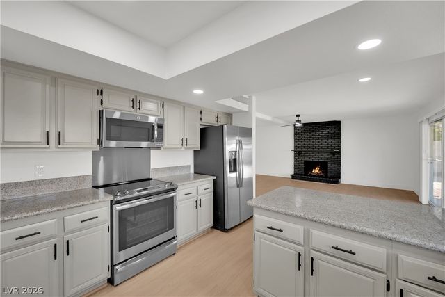 2112 Verdinal Drive, Las Vegas, NV 89146