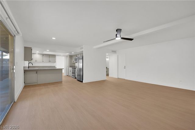 2112 Verdinal Drive, Las Vegas, NV 89146