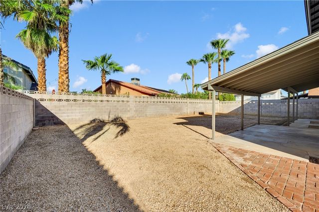 2112 Verdinal Drive, Las Vegas, NV 89146
