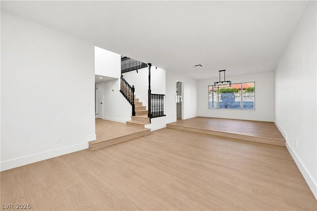 2112 Verdinal Drive, Las Vegas, NV 89146