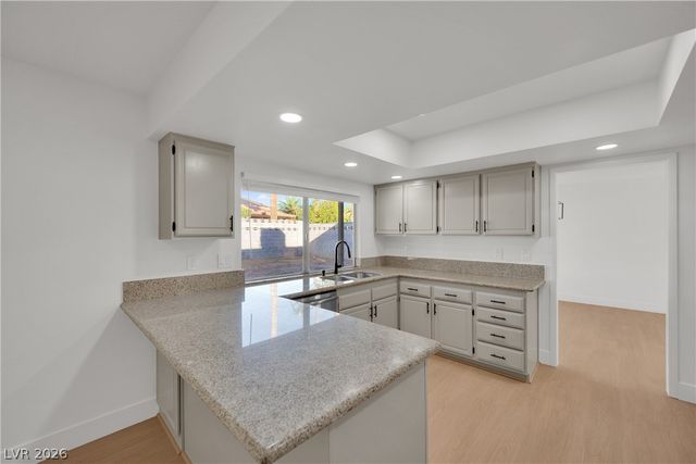 2112 Verdinal Drive, Las Vegas, NV 89146