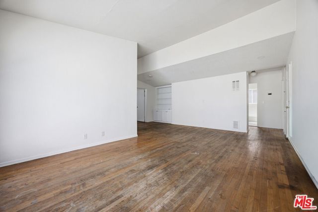 4841 W 18th Street, Los Angeles, CA 90019