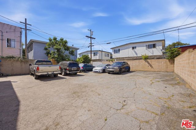 4841 W 18th Street, Los Angeles, CA 90019