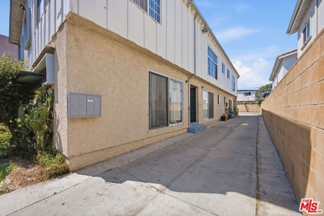 4841 W 18th Street, Los Angeles, CA 90019