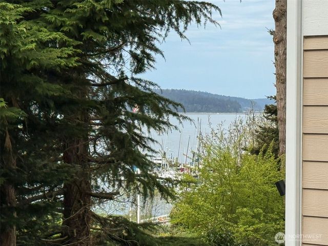 45 Port Townsend Bay Drive, Port Hadlock, WA 98339