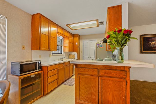 6329 Woodcreek Trail, Fort Worth, TX 76179