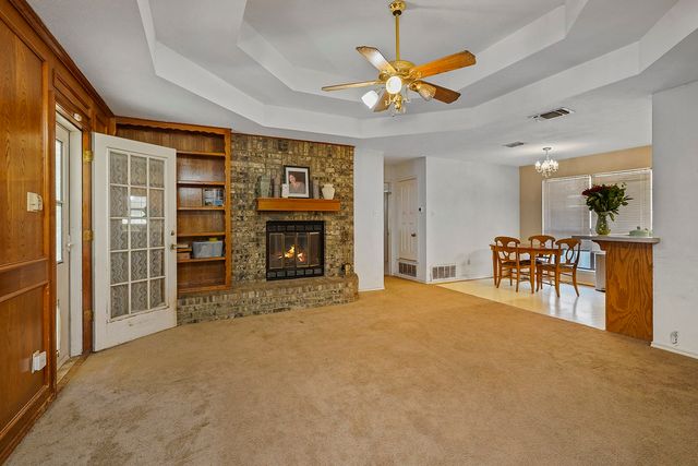 6329 Woodcreek Trail, Fort Worth, TX 76179