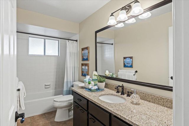 5181 Westridge Cir, Auburn, CA 95602