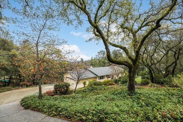 5181 Westridge Cir, Auburn, CA 95602