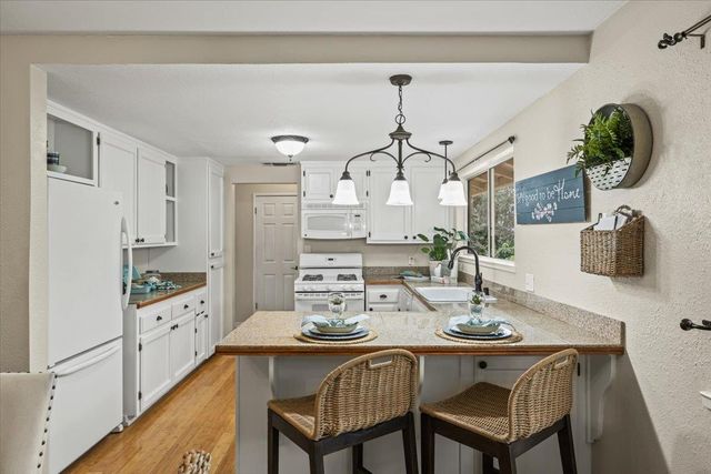 5181 Westridge Cir, Auburn, CA 95602