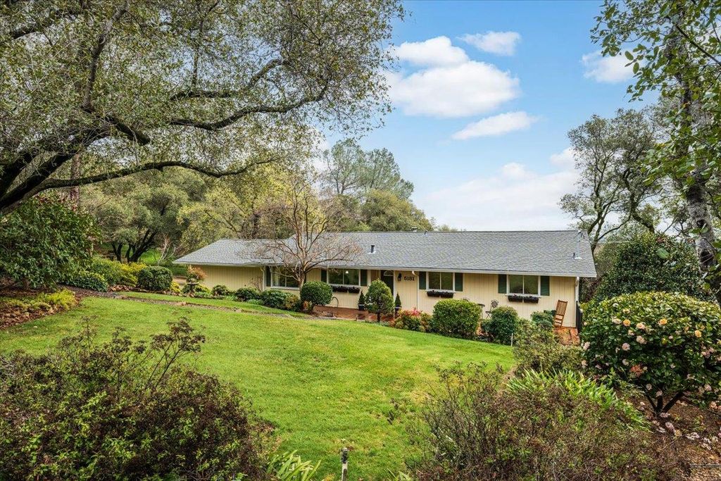 5181 Westridge Cir, Auburn, CA 95602