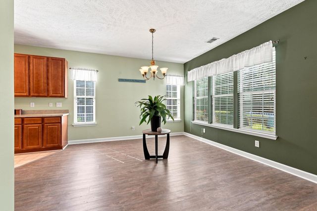 168 Woodlyn Ave., Little River, SC 29566
