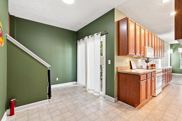 168 Woodlyn Ave., Little River, SC 29566