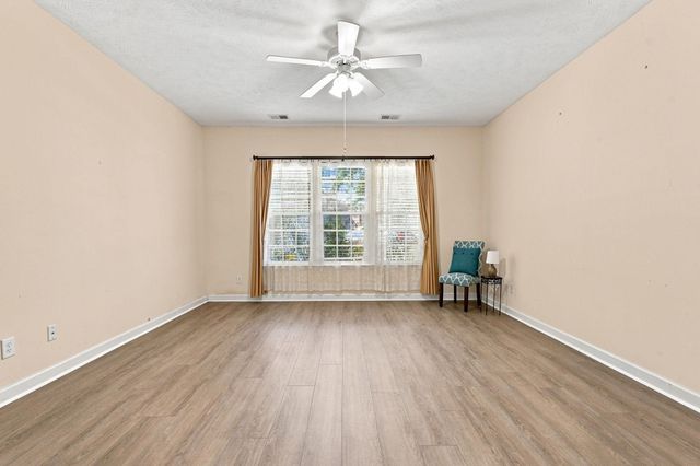 168 Woodlyn Ave., Little River, SC 29566
