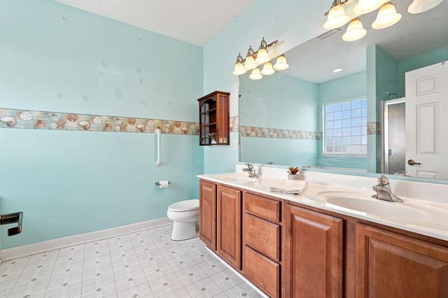 168 Woodlyn Ave., Little River, SC 29566