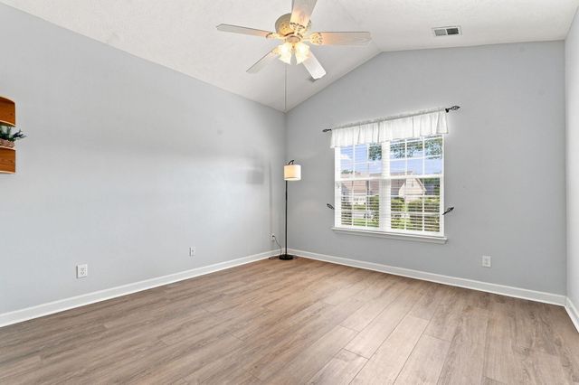 168 Woodlyn Ave., Little River, SC 29566