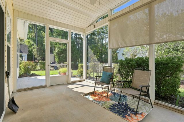 168 Woodlyn Ave., Little River, SC 29566