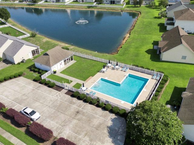 168 Woodlyn Ave., Little River, SC 29566