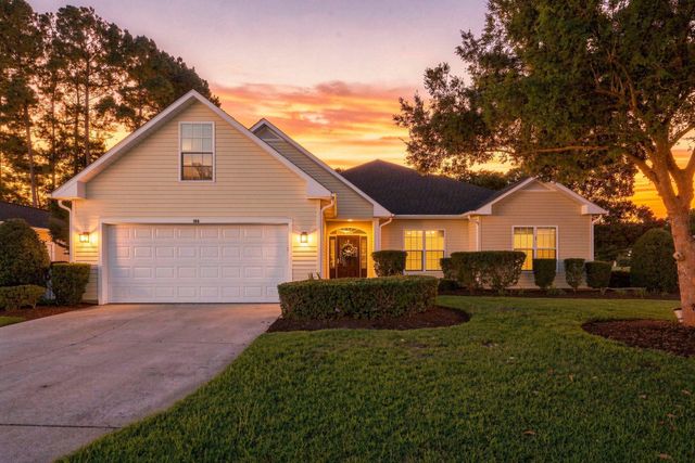 168 Woodlyn Ave., Little River, SC 29566