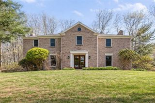 119 Shadow Ridge Dr, Fox Chapel, PA 15238