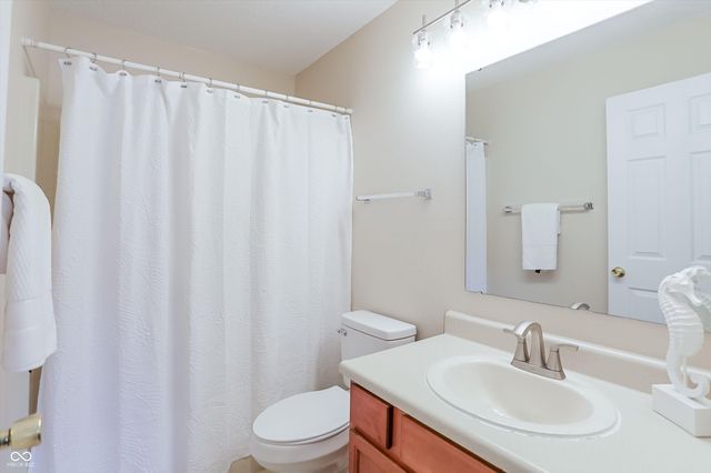 3689 Indigo Blue Boulevard, Whitestown, IN 46075