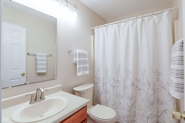 3689 Indigo Blue Boulevard, Whitestown, IN 46075