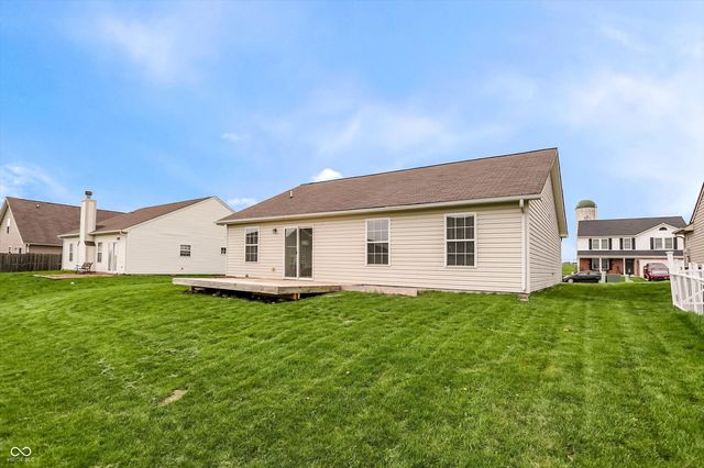 3689 Indigo Blue Boulevard, Whitestown, IN 46075