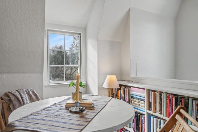 10690 White Oak Rd, Plymouth, CA 95669