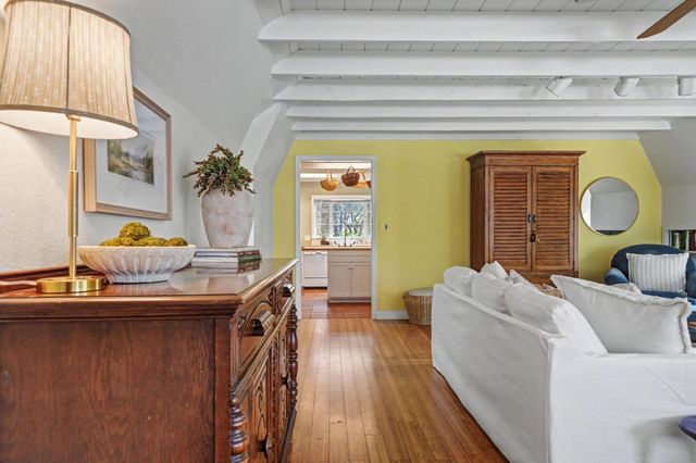 10690 White Oak Rd, Plymouth, CA 95669