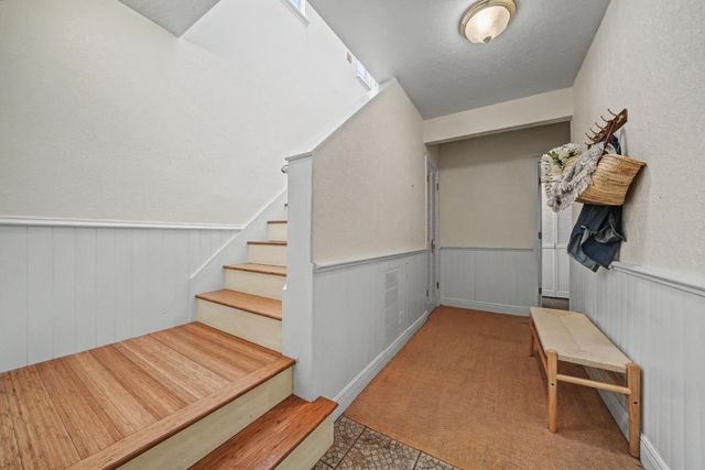 10690 White Oak Rd, Plymouth, CA 95669