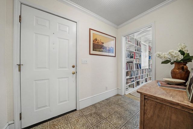 10690 White Oak Rd, Plymouth, CA 95669