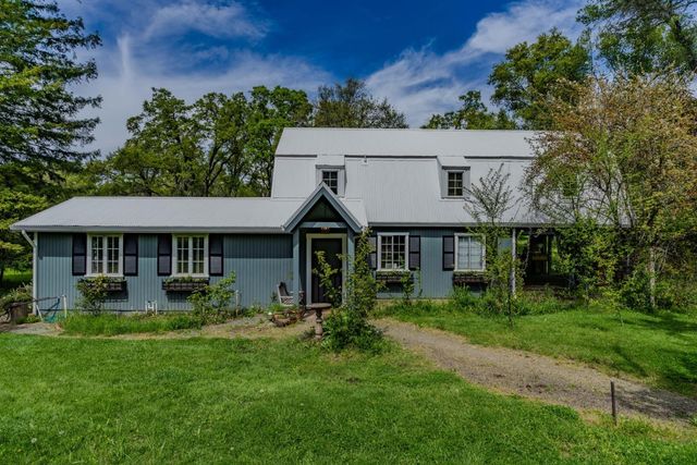 10690 White Oak Rd, Plymouth, CA 95669