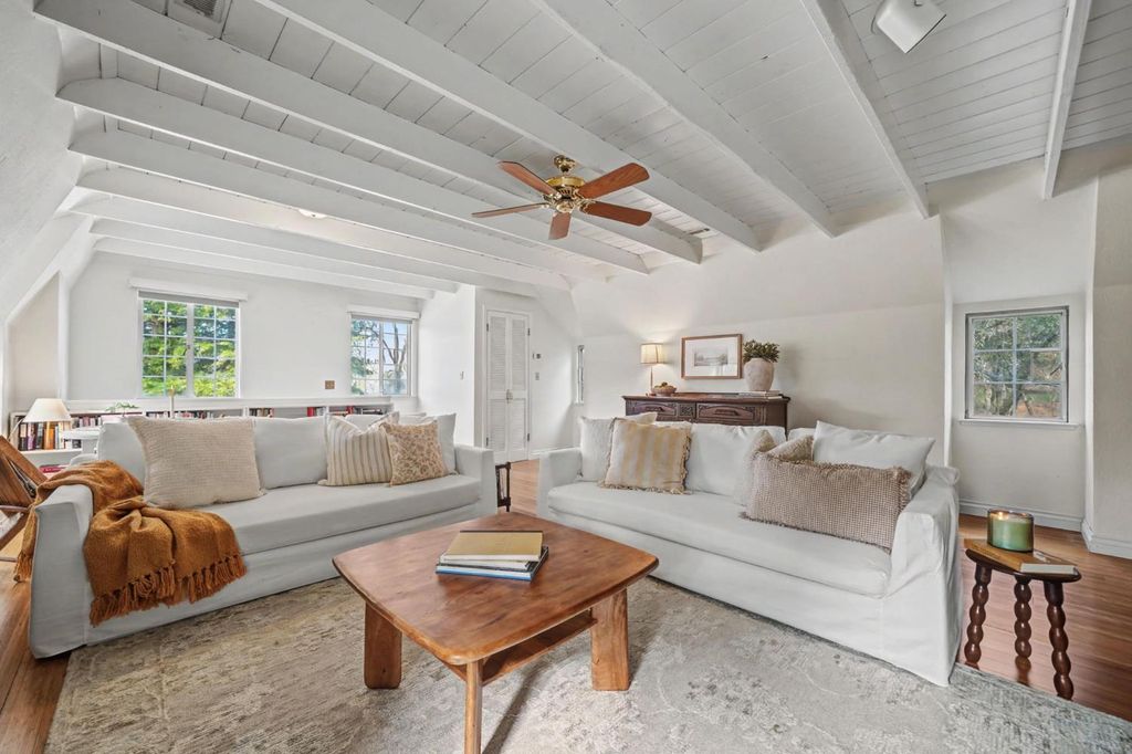 10690 White Oak Rd, Plymouth, CA 95669