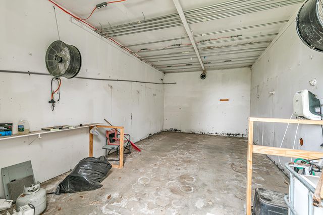 100 Minthorne Road, Rogue River, OR 97537