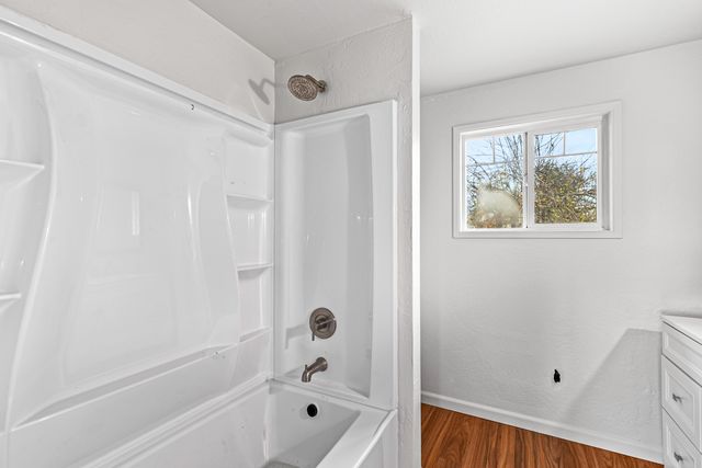 100 Minthorne Road, Rogue River, OR 97537