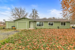 100 Minthorne Road, Rogue River, OR 97537