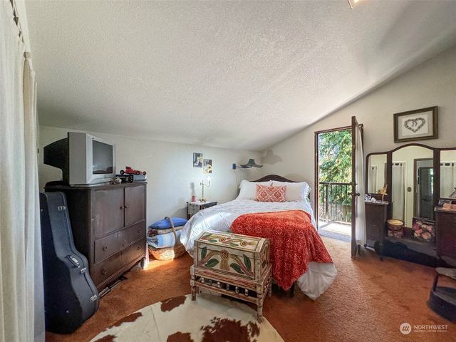 213 Madrona Way, Sequim, WA 98382