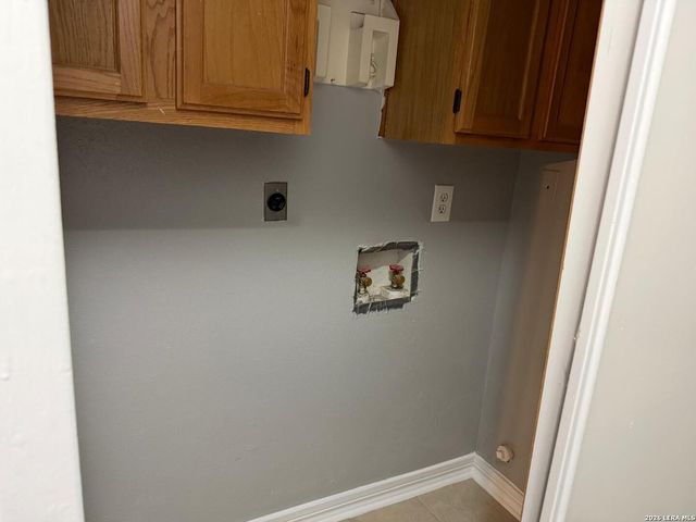 9642 Vale, San Antonio, TX 78245