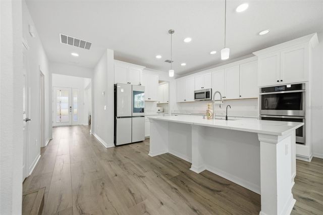 7792 NOTCHED PINE BEND, Wesley Chapel, FL 33545