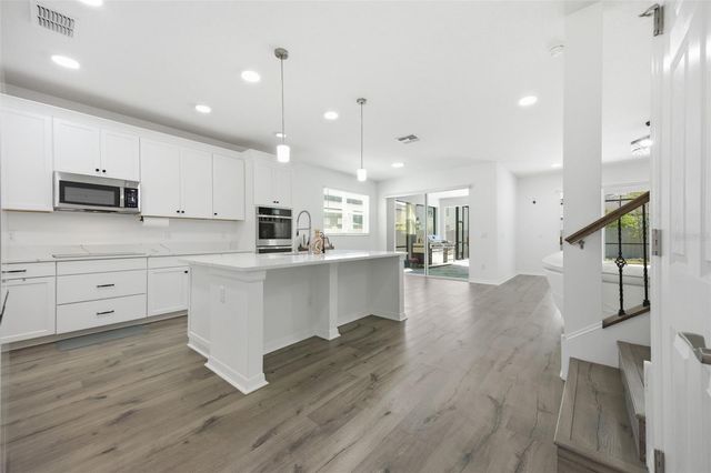 7792 NOTCHED PINE BEND, Wesley Chapel, FL 33545