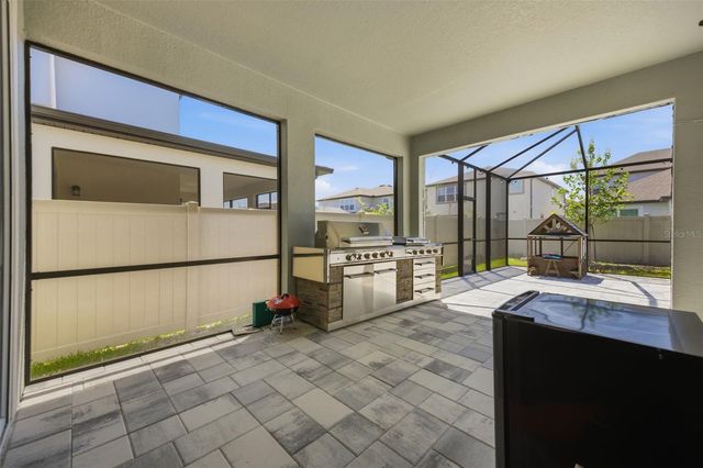 7792 NOTCHED PINE BEND, Wesley Chapel, FL 33545